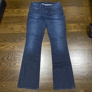Joe’s jeans Honey fit boot leg jeans